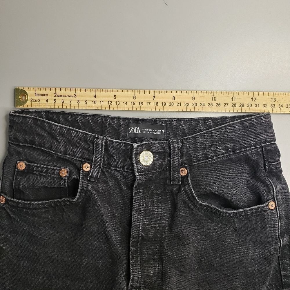Zara Black Straight Leg Denim Raw Hem 4 Button Fly Grunge Streetwear Casual Edgy - Picture 6 of 13